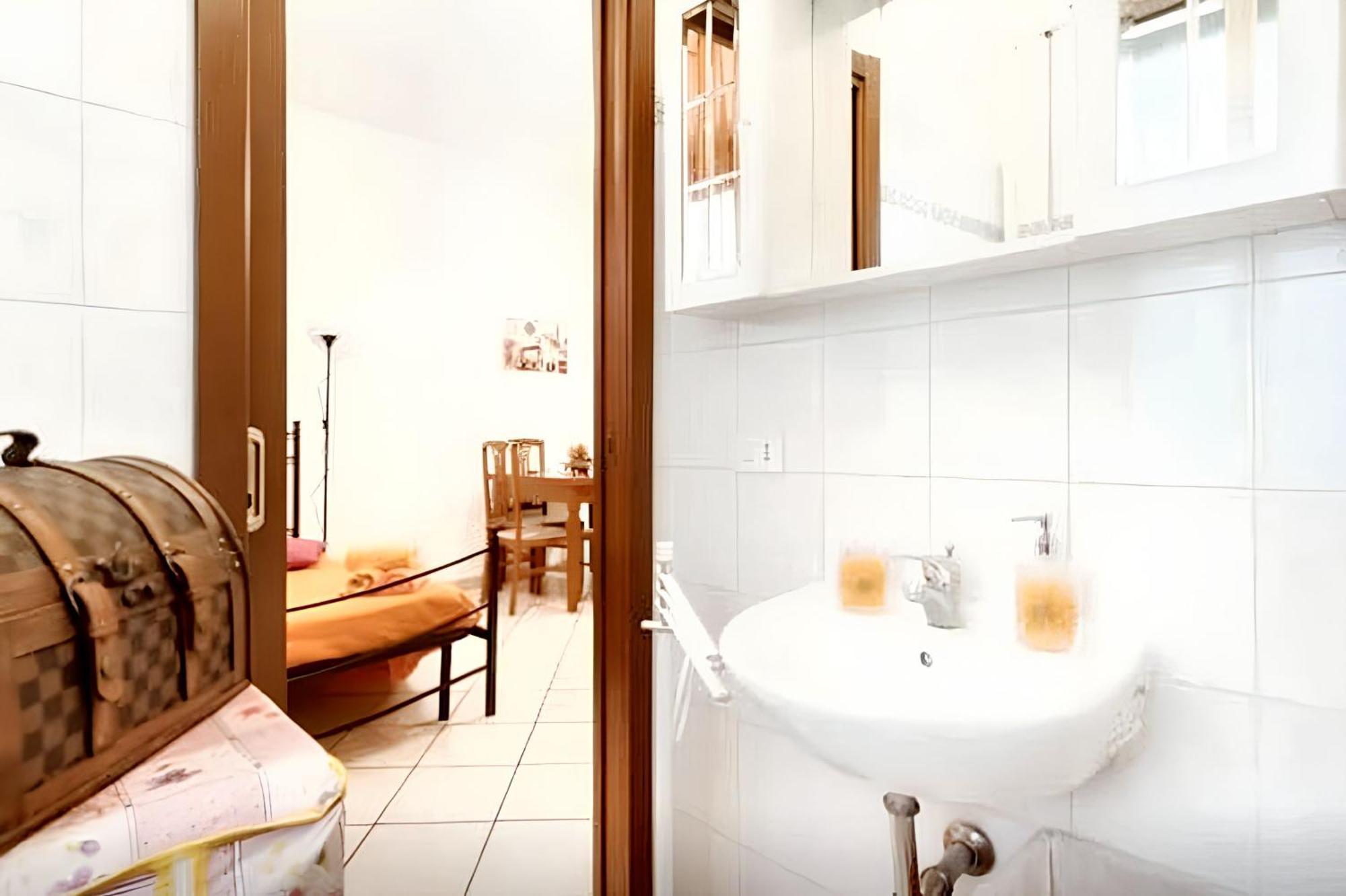 Apartment Elegant In Near Historic Centre 402 M² Parking Included *